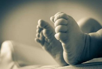 Bayi tersebut ditinggalkan bersama pelaku ketika ibunya pergi berbelanja. Foto Agensi