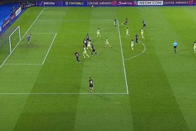 Situasi gol penyamaan JDT yang didakwa ofsaid.