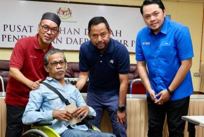 Inisiatif YBR itu bertujuan bagi meringankan beban keluarga dan murid-murid terlibat dapat memulakan sesi persekolahan baharu yang bermula pada pertengahan Februari lalu dengan lebih semangat.