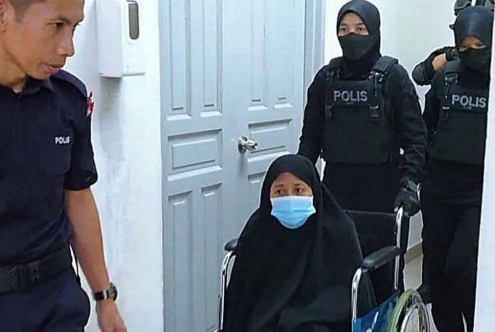 Pada 30 September tahun lepas, Rosna mengaku tidak bersalah atas satu pertuduhan gagal memberi maklumat berkaitan ideologi keganasan di sebuah rumah di Kampung Sungai Tiram, Johor Bahru antara April 2017 hingga 17 Mei tahun lepas.