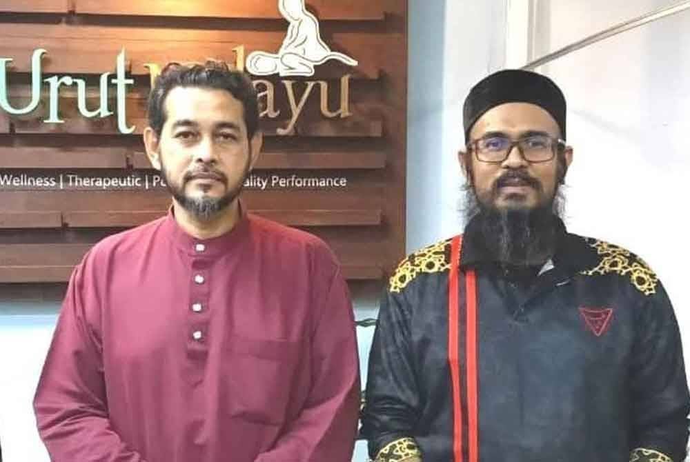 Syed Mahdi Barakbah (kiri) bersama Shamsudin.