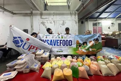 Program dijayakan dengan kerjasama antara DBKL, SWCorp, dan Pertubuhan Pemuda GEMA Malaysia. FOTO: FB DBKL