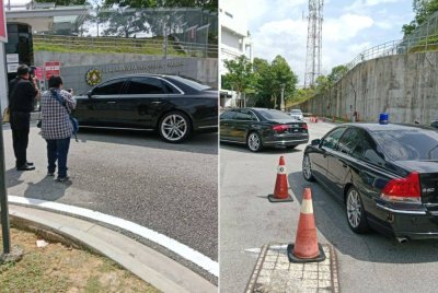 Kenderaan membawa Ismail Sabri memasuki pekarangan bangunan SPRM di Putrajaya pada Jumaat.