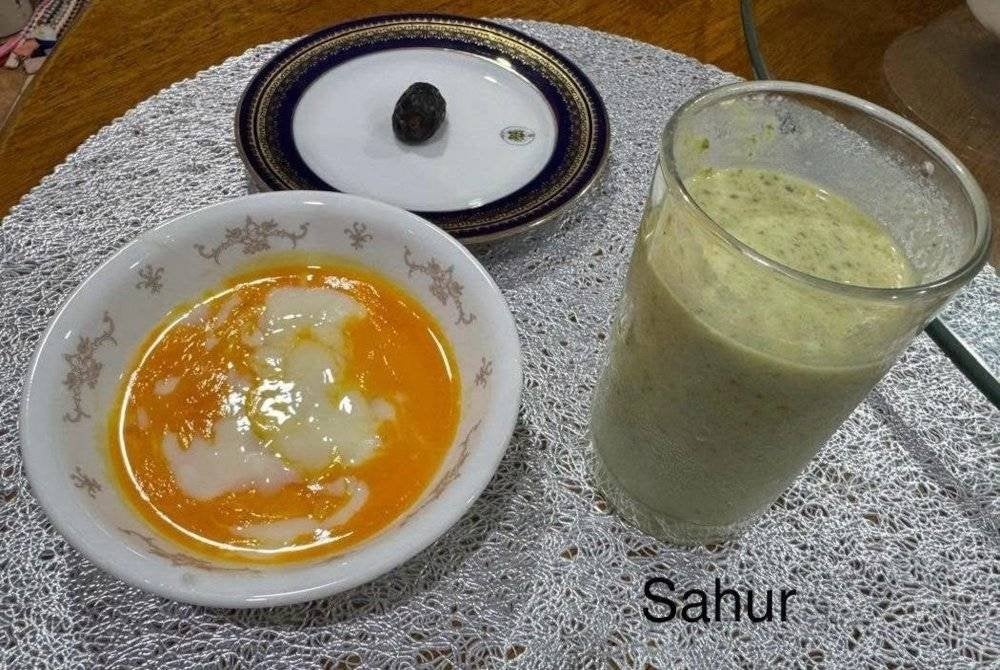 Juadah sahur yang dikongsikan Ahmad Samsuri. Foto Facebook Dr Ahmad Samsuri Mokhtar