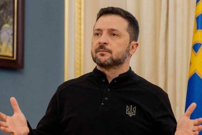 Zelensky pada Sabtu menolak sebarang penyerahan wilayah kepada Rusia sebagai langkah ke arah gencatan senjata. Foto Agensi