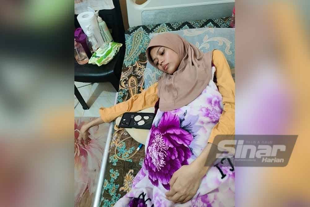 Nurul Faraziela kini tidak mampu keluar bekerja dan hanya terlantar akibat ketumbuhan di perut.
