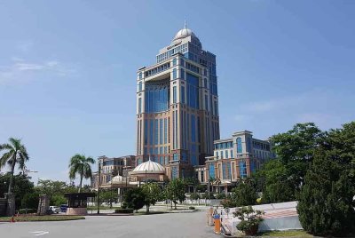 Kerajaan Sabah menafikan tuduhan SFI berhubung dakwaan salah guna kuasa dalam jawatan awam. - Gambar hiasan