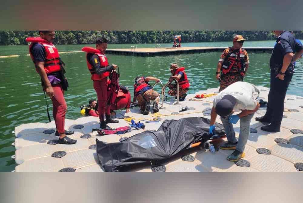 Seorang lelaki warga India ditemukan lemas di Tasik Dayang Bunting, Langkawi pada Rabu. Foto Jabatan Bomba dan Penyelamat Malaysia