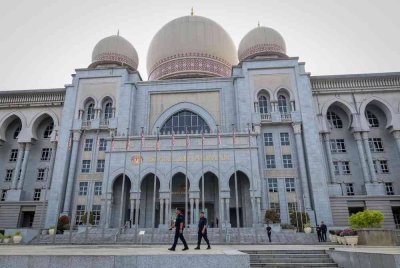 Istana Kehakiman Putrajaya.