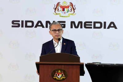 Fahmi merangkap jurucakap Kerajaan Perpaduan ketika sidang media mingguan Kabinet di Kementerian Komunikasi pada Rabu. Foto Bernama