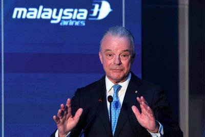 Brendan Nelson ketika berucap pada Majlis Menandatangani Perjanjian Pesawat Baharu dengan syarikat Boeing di sebuah hotel pada Jumaat. Foto Bernama