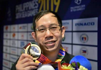 IMBAS KEMBALI…Pemenang pingat emas e-sukan negara Weng Kean di Sukan SEA Filipina 2019 dalam acara Hearthstone. Foto: Bernama