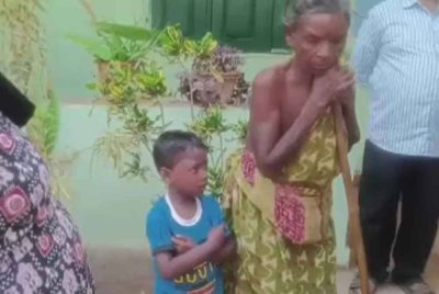 Wanita berkenaan, Mand Soren dipercayai menyerahkan cucunya kepada pasangan yang tidak dikenali dengan harapan kanak-kanak itu mendapat makanan, tempat tinggal, dan pendidikan yang lebih baik. -Agensi