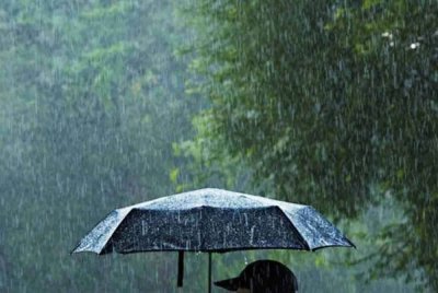 Berdasarkan analisis model-model cuaca, cuaca dijangka bertambah baik dan tiada potensi hujan berterusan di Kelantan serta Terengganu. Foto hiasan