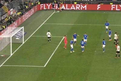 Itali dihukum Jerman dengan jaringan pantas melalui sepakan sudut.