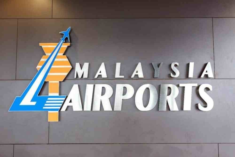 MAHB kini dalam proses memuktamadkan pemilihan syarikat penerbangan tempatan atau antarabangsa untuk mengambil alih slot sedia ada di Lapangan Terbang Subang tidak lama lagi.