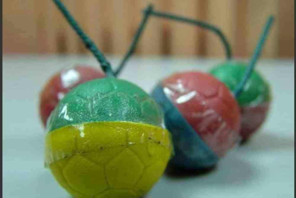 Seorang kanak-kanak lelaki berusia 12 tahun hancur tangan kiri selepas mercun yang diubah suai meletup dalam kejadian di Tumpat, pada Rabu. Gambar hiasan