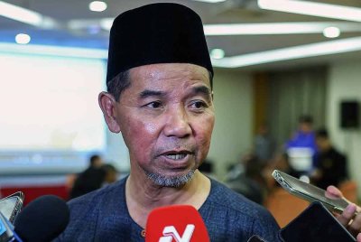 Ahmad Shapawi. Foto Bernama
