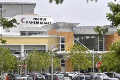 Institut Kanser Negara dan pusat penjagaan kanser di seluruh negara akan beroperasi dengan keupayaan penuh sepanjang musim perayaan Aidilfitri.