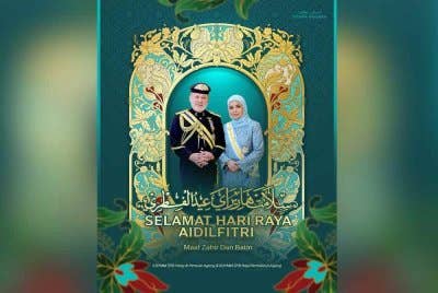 Yang di-Pertuan Agong Sultan Ibrahim dan Raja Permaisuri Agong Raja Zarith Sofiah, dalam perutusan Aidilfitri. Foto FB Sultan Ibrahim Sultan Iskandar