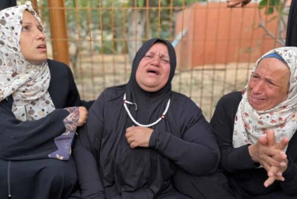 Sambutan Aidilfitri tahun ini berlangsung dalam keadaan rakyat Palestin di Gaza, Tebing Barat dan Baitulmaqdis terus berdepan "keganasan Zionis yang kejam di tengah-tengah kepungan, kebuluran, pembunuhan, dan kemusnahan."