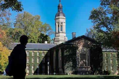 Universiti Princeton mengesahkan pembekuan geran penyelidikan oleh pentadbiran AS, menjadikannya universiti Ivy League terkini terjejas selepas Harvard dan Columbia. Foto Agensi