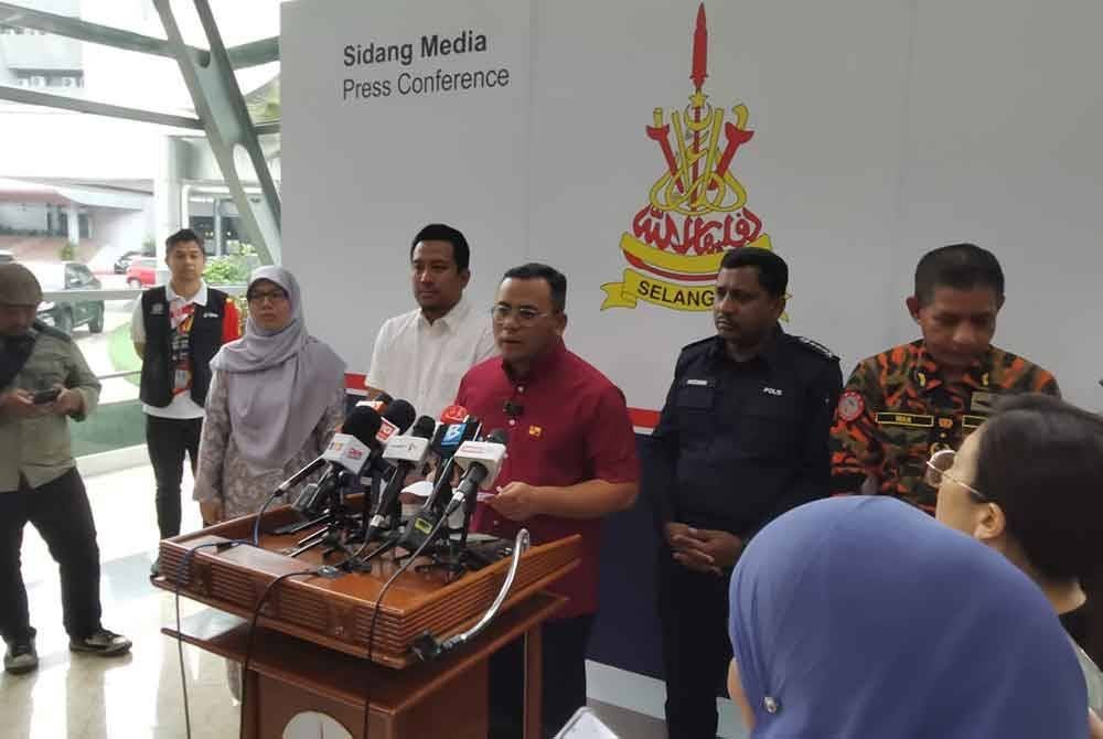 Amirudin pada sidang akhbar di Wisma Dewan Annexe, Bangunan Setiausaha Kerajaan Negeri (SUK) pada Sabtu.