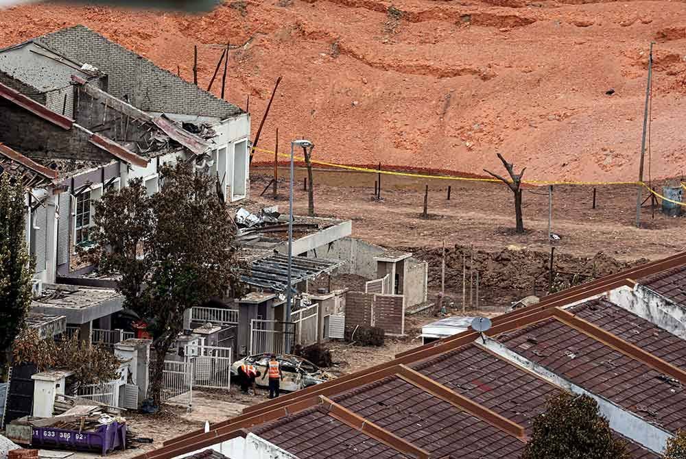 Seramai 42 mangsa kebakaran paip gas di Putra Heights masih dirawat di hospital, termasuk seorang di ICU. Foto Bernama