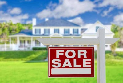 Tular sebuah banglo dua tingkat di Putra Heights, Subang Jaya mahu dijual. Gambar hiasan 123rf.