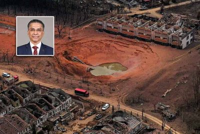 Keadaan semasa di kawasan kebakaran melibatkan kebocoran saluran paip gas di Jalan Putra Harmoni, Putra Heights. (Foto Bernama) Gambar kecil: Syed Ibrahim