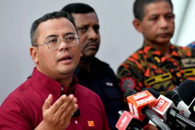 Amirudin mengadakan sidang media pada Sabtu di Wisma Dewan Annexe, Bangunan Setiausaha Kerajaan Negeri Selangor. Foto Bernama