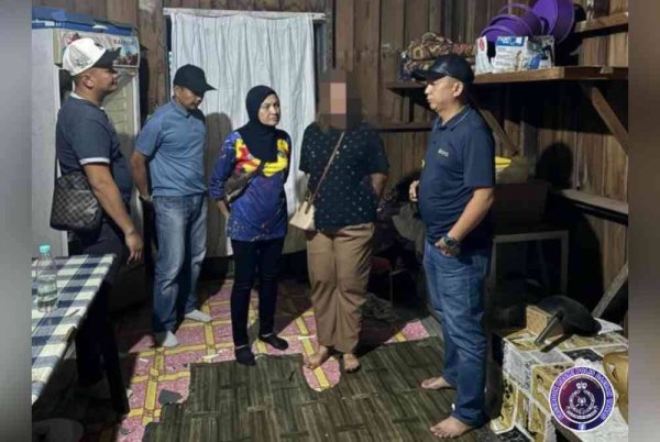 Suspek berjaya ditahan di rumahnya selepas laporan polis diterima.