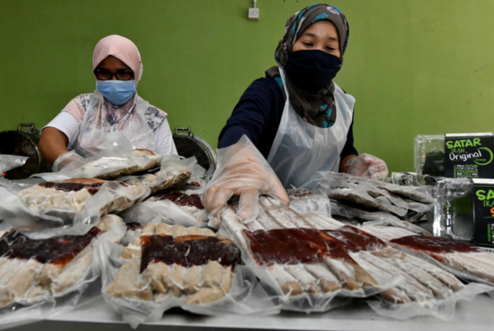 Kebanyakan syarikat PKS di Malaysia dijangka menstrukturkan semula perniagaan mereka susulan pelaksanaan tarif balas sebanyak 24 peratus diumumkan AS. Gambar hiasan