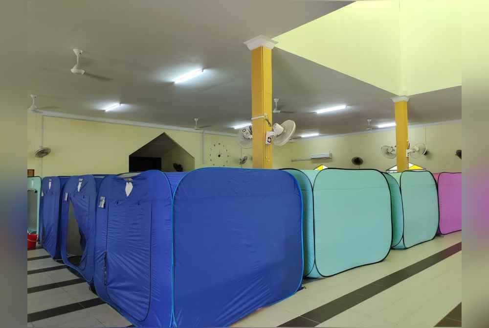 Setakat jam 8 pagi Ahad, sebanyak 254 mangsa daripada 88 keluarga berada di pusat pemindahan sementara (PPS). Foto hiasan