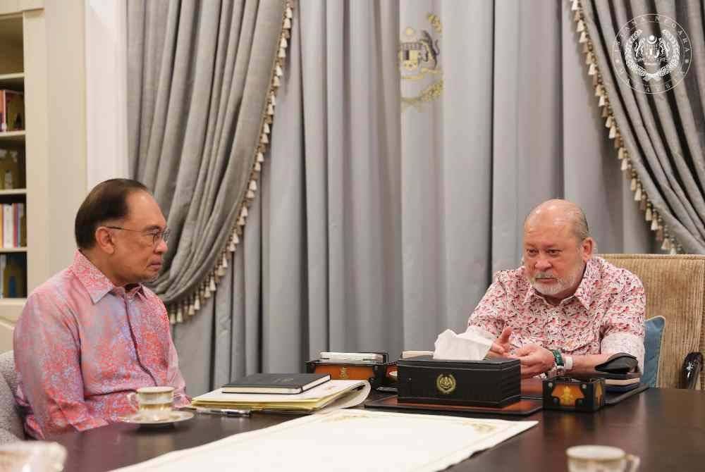Sultan Ibrahim berkenan menerima menghadap Anwar di Istana Negara pada Ahad. Foto Facebook Sultan Ibrahim Sultan Iskandar