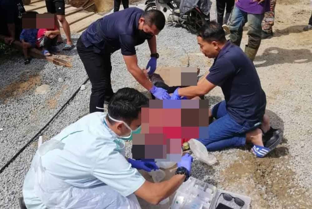 Dua mangsa disahkan meninggal dunia di tempat kejadian manakala seorang lagi pekerja warga Indonesia meninggal dunia ketika terima rawatan di hospital. Foto ihsan Bomba Perak