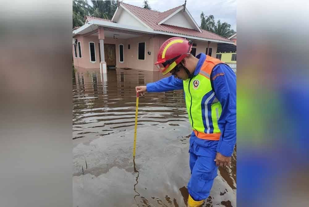 APM Batu Pahat telah melakukan pemantauan di kawasan-kawasan yang berisiko banjir di sekitar daerah Batu Pahat.
