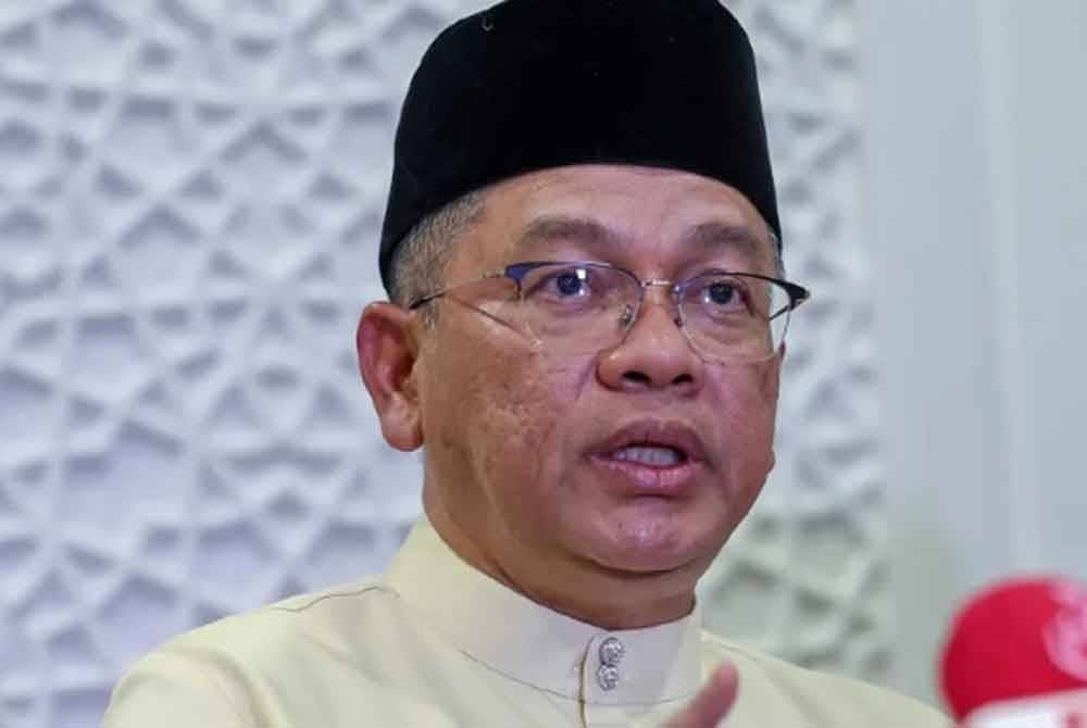 Datuk Dr Mohd Na'im Mokhtar