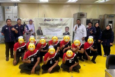 Sebahagian penghuni Puspen Besut yang terlibat dalam projek berkenaan.