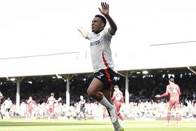 Muniz melengkapkan kebangkitan Fulham di Craven Cottage. Foto: Agensi