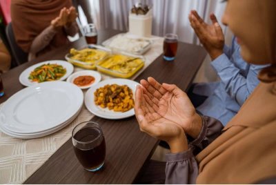 KETAHUILAH bahawa kembali berpuasa selepas puasa Ramadan merupakan petanda diterimanya ibadah Rukun Islam keempat yang dikerjakan. -Foto: CANVA