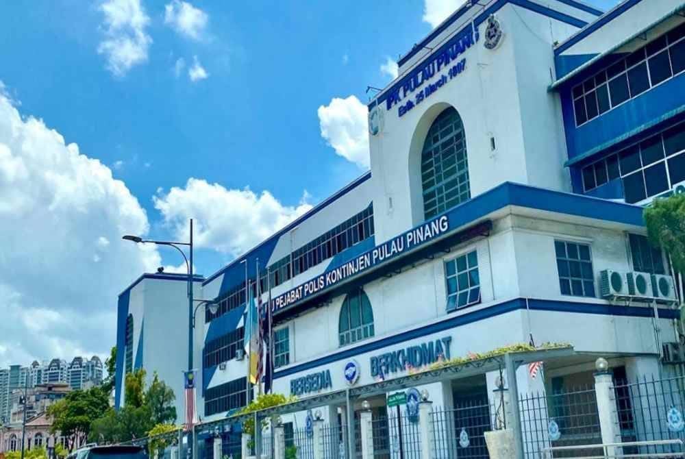 Koperal parah di kepala dipercayai tertembak diri sendiri dengan menggunakan pistol dalam kejadian di pos pengawal Ibupejabat Polis Kontinjen Pulau Pinang.