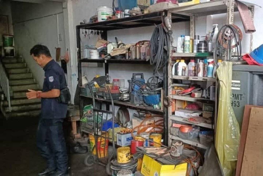 Hasil pemeriksaan mendapati premis tersebut menjalankan aktiviti membaiki kenderaan berat tanpa sebarang kelulusan lesen yang sah daripada MBDK.