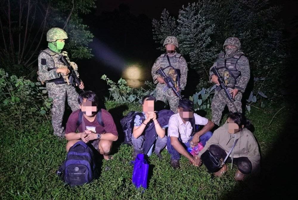 Kesemua PATI telah diserahkan kepada Ibu Pejabat Polis Daerah (IPD) Tanah Merah untuk tindakan selanjutnya.