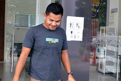 Mohamad Ismail Ab Rahman mengaku bersalah memindahkan 32 ekor biri-biri dan 21 kambing menggunakan sebuah lori tanpa kebenaran. - Foto Bernama