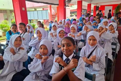 SK Bidor 2 menjadi lokasi pertama pelancaran Kempen Internet Selamat anjuran SKMM.