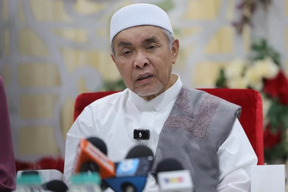 Ahmad Zahid jemput rakyat pelbagai kaum hadiri rumah terbuka Aidilfitri di Sri Satria, Putrajaya pada Ahad ini. Foto Bernama