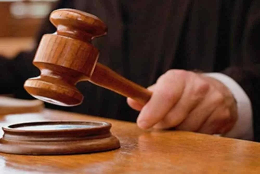 Anak kakitangan pusat pengajian tahfiz mengaku bersalah di Mahkamah Majistret di sini pada Jumaat, atas satu pertuduhan melakukan amang seksual terhadap pelajar lelaki berusia 13 tahun, tahun lalu. - Gambar hiasan