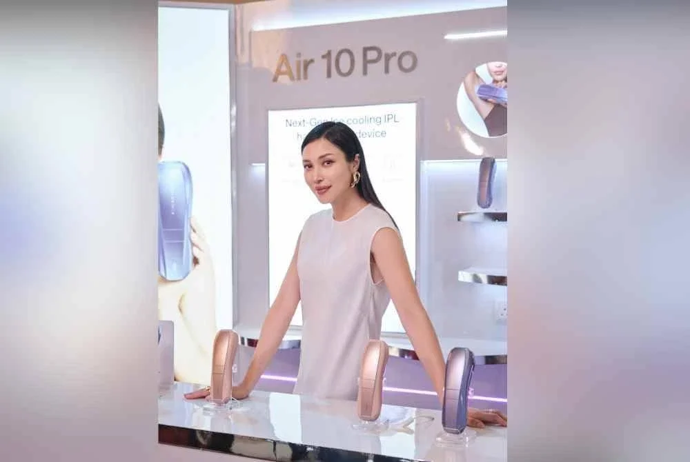 Zahirah bersama ULIKE selama setahun.