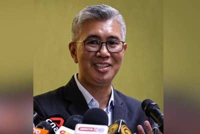 Menteri Pelaburan, Perdagangan dan Industri, Tengku Datuk Seri Zafrul Abdul Aziz pada sidang media berhubung Pusat Tindakan Geoekonomi Negara (NGCC) di Menara MITI hari ini. Foto Bernama